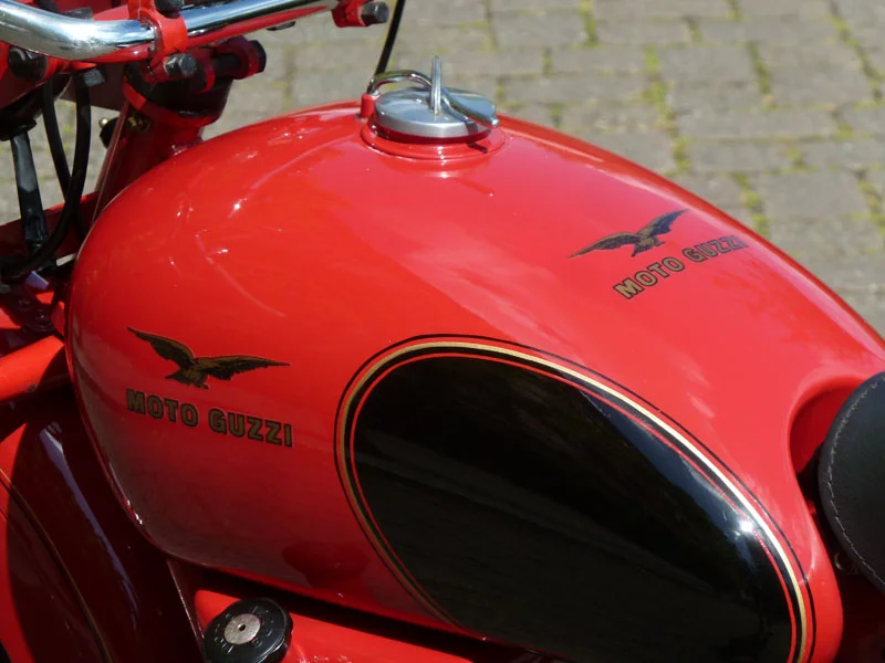 Moto-Guzzi-Airone-Sport_27775_Tank1.JPG