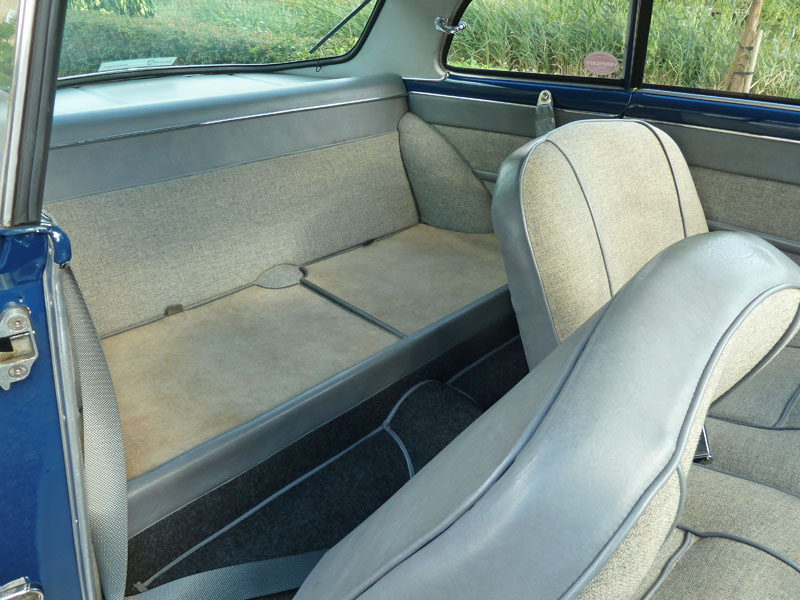 131-GBP_12-8-17_Interior4.JPG