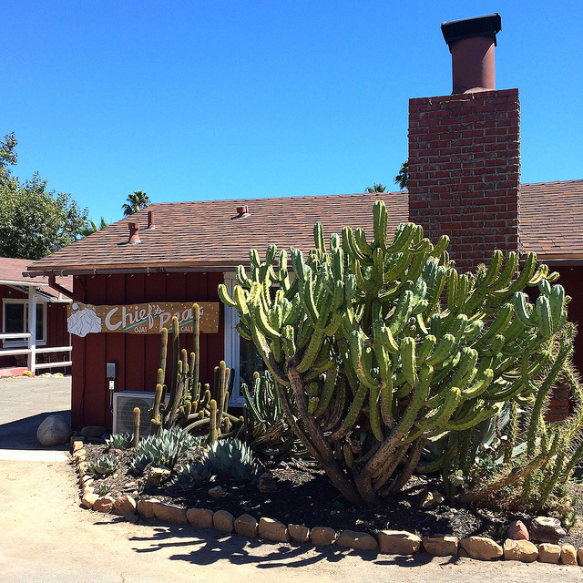 Chief's Peak bar at Ojai Rancho Inn.