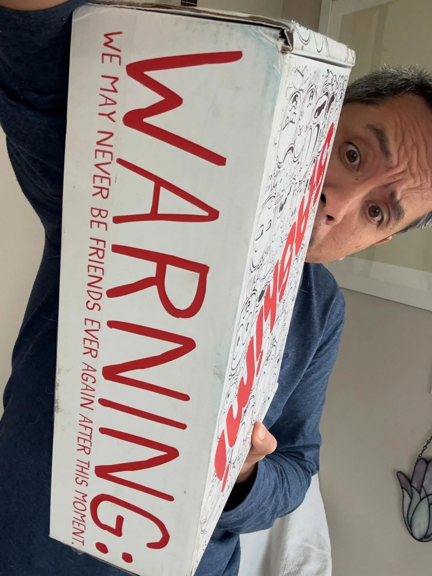 I almost didn&rsquo;t open this box because of this warning, but I&rsquo;m so glad I did&mdash;CONGRATS on the awesome new series, @dsantat! 👏🏽 @mackidsbooks

(also, I was particularly feeling this last panel this morning: it&rsquo;s complete chaos