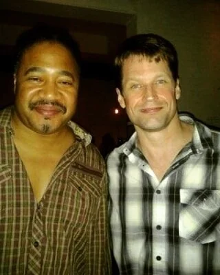 TBT with the great @james_genus! He's a real inspiration.

@hartkesystems @daddarioandco 
#bassplayer #saturdaynightlive
