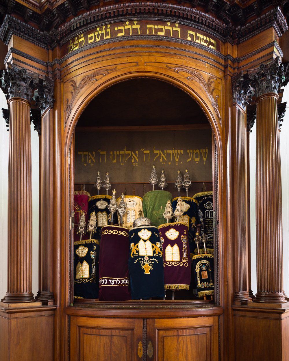 Hechal & Torah Scrolls