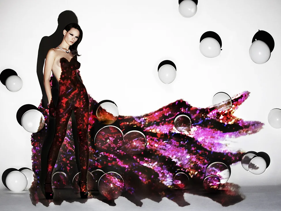 isaac-bearman-fashion-photographer-projection-model.jpg