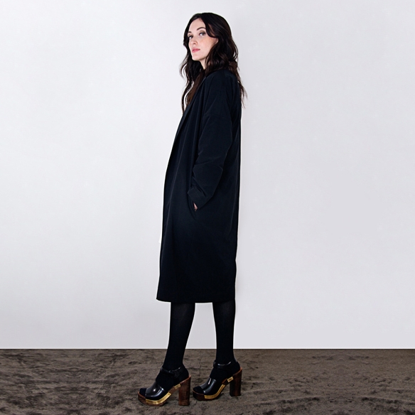 Guille Raincoat Side.jpg