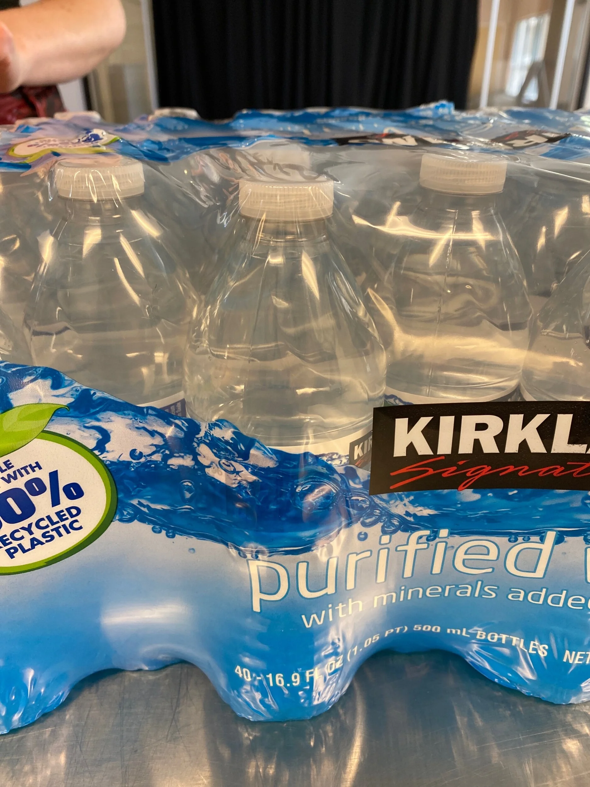 EEFC5353-F76C-4972-90F8-10810F71C4BC