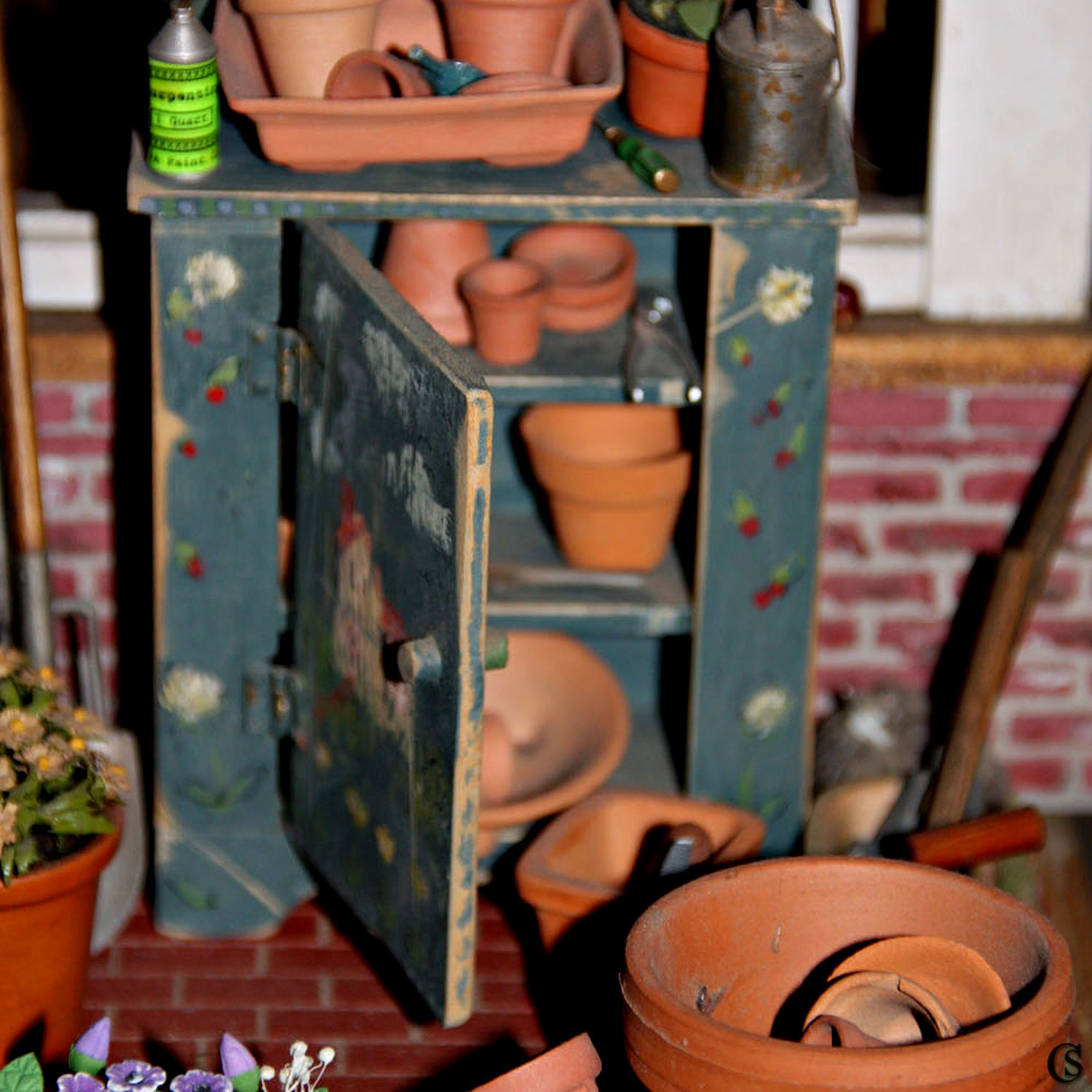 dollshouse-chiaristyle-19-potters-shed.jpg