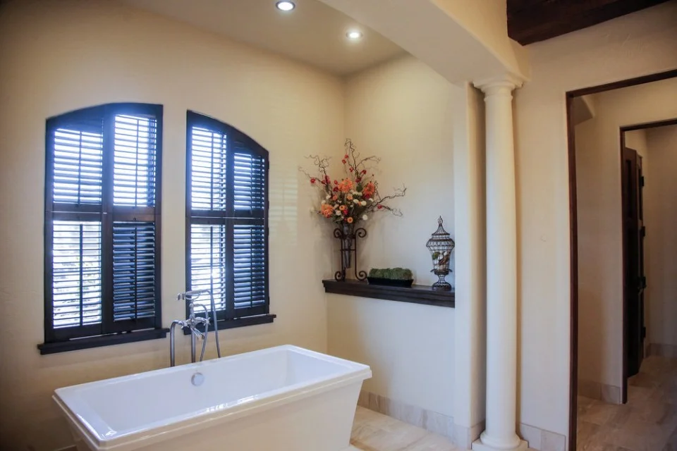 Master bath...(Photo from Oregon Live)