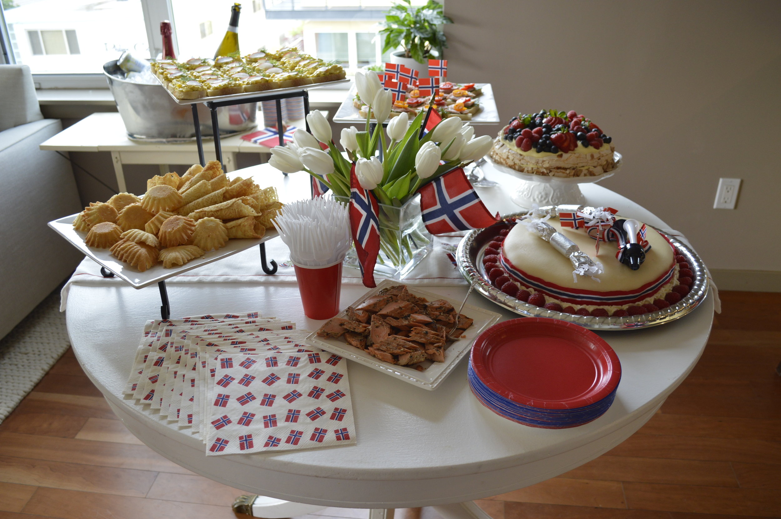From Rachel's Syttende mai party ...