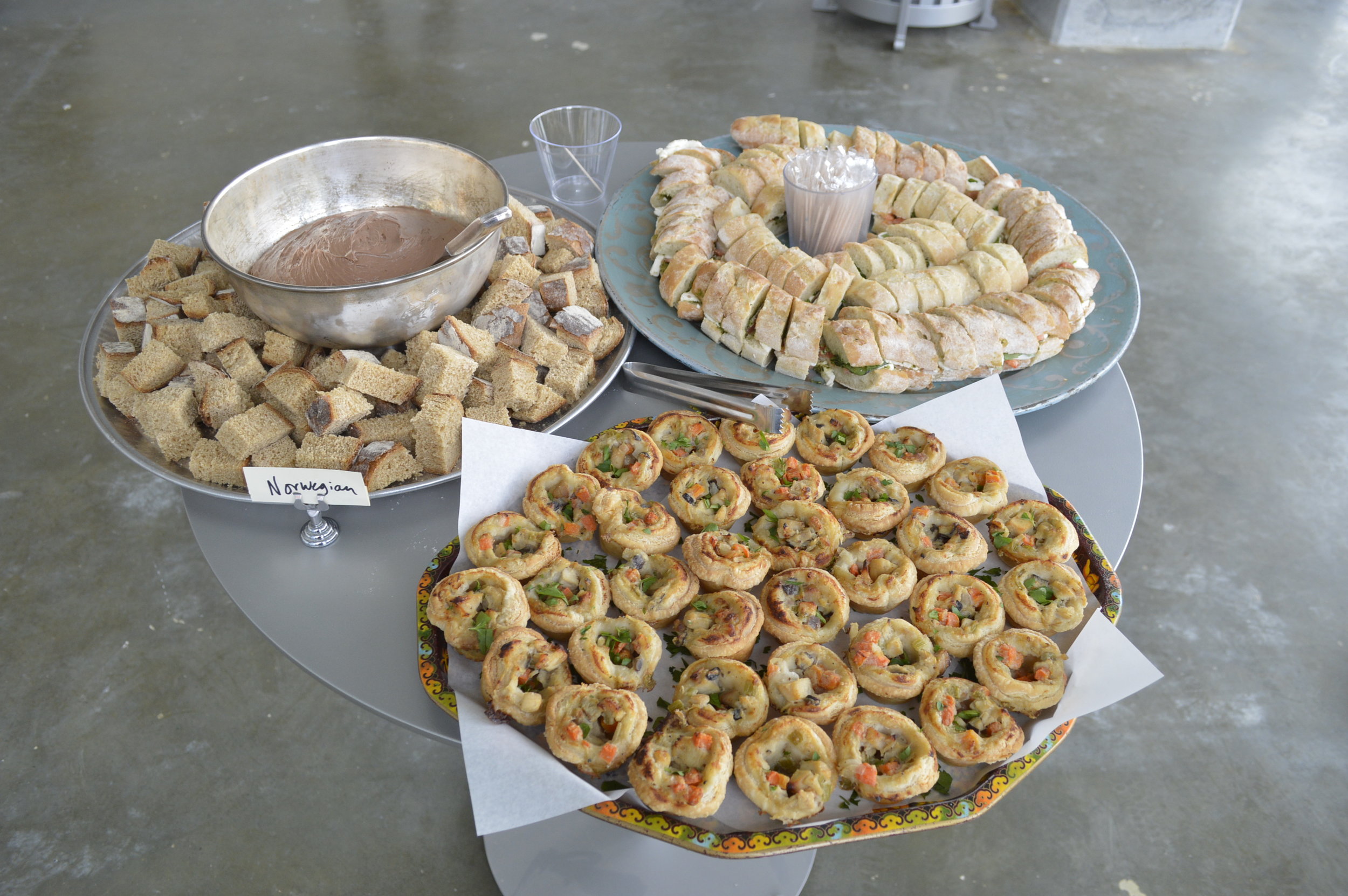Do you see that? Norwegian bread! Those little pinwheel pastries were soooo good too!