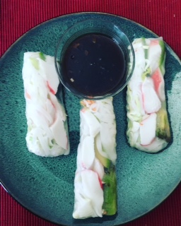 spring rolls (i added avocado to mine) with peanut-hoisin sauce