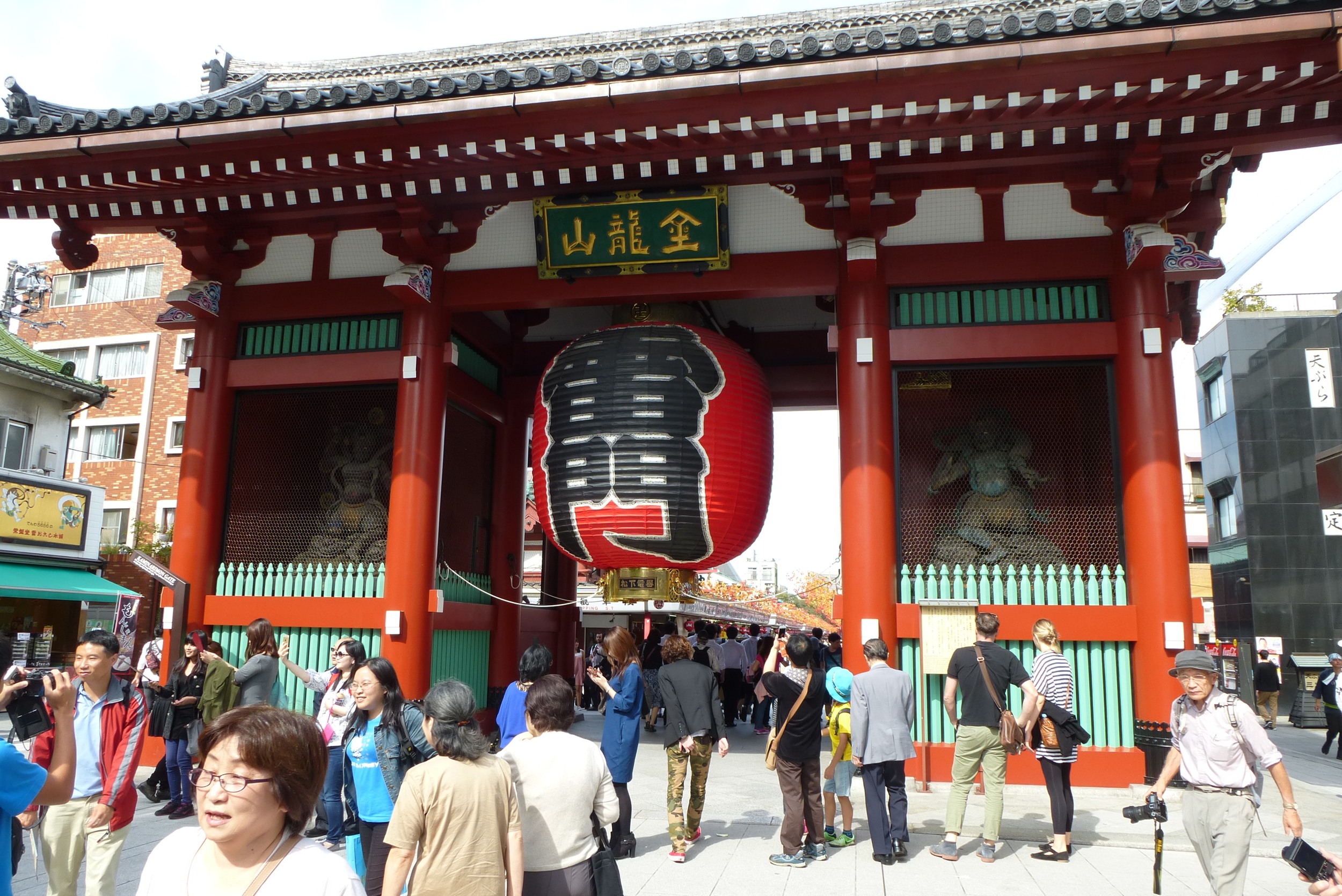Kaminarimon is the first of two large entrance gates leading to Sensoji Temple.