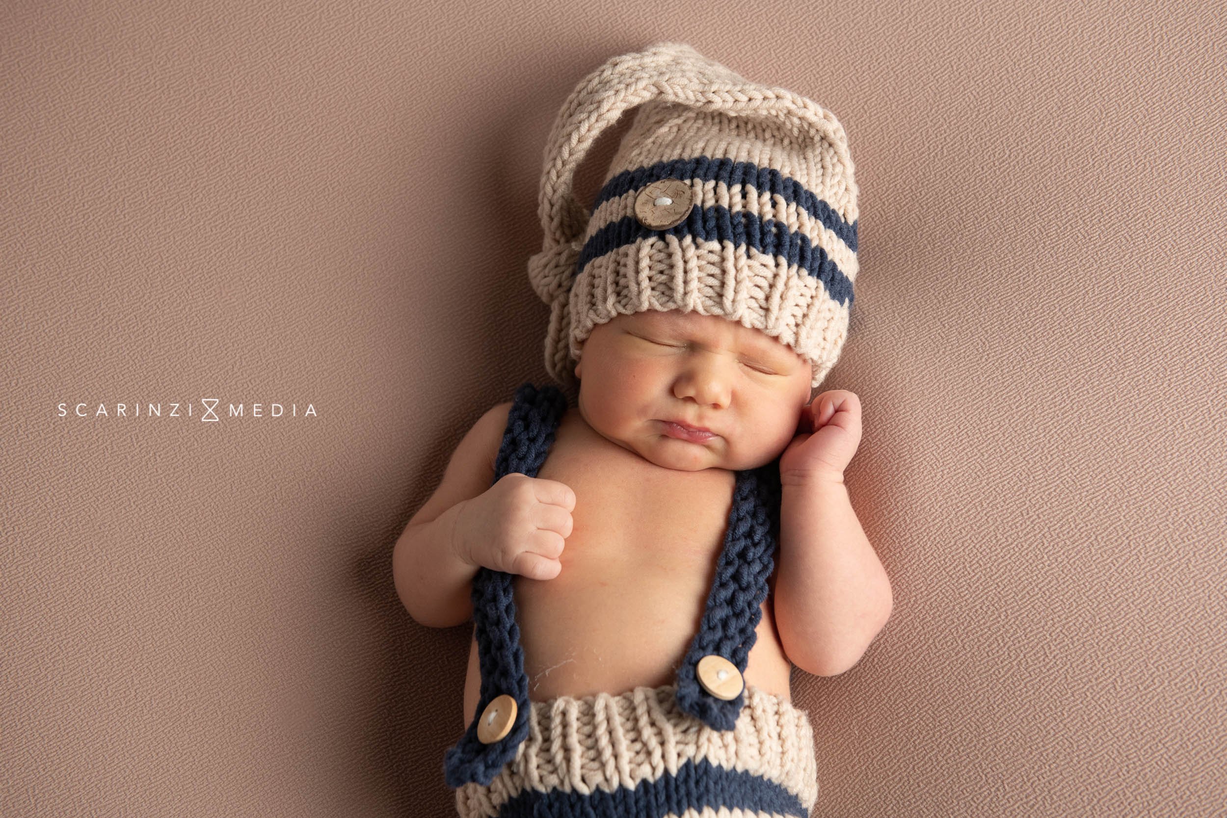 Newborn - Benjamin Korman 0insta-0003.jpg
