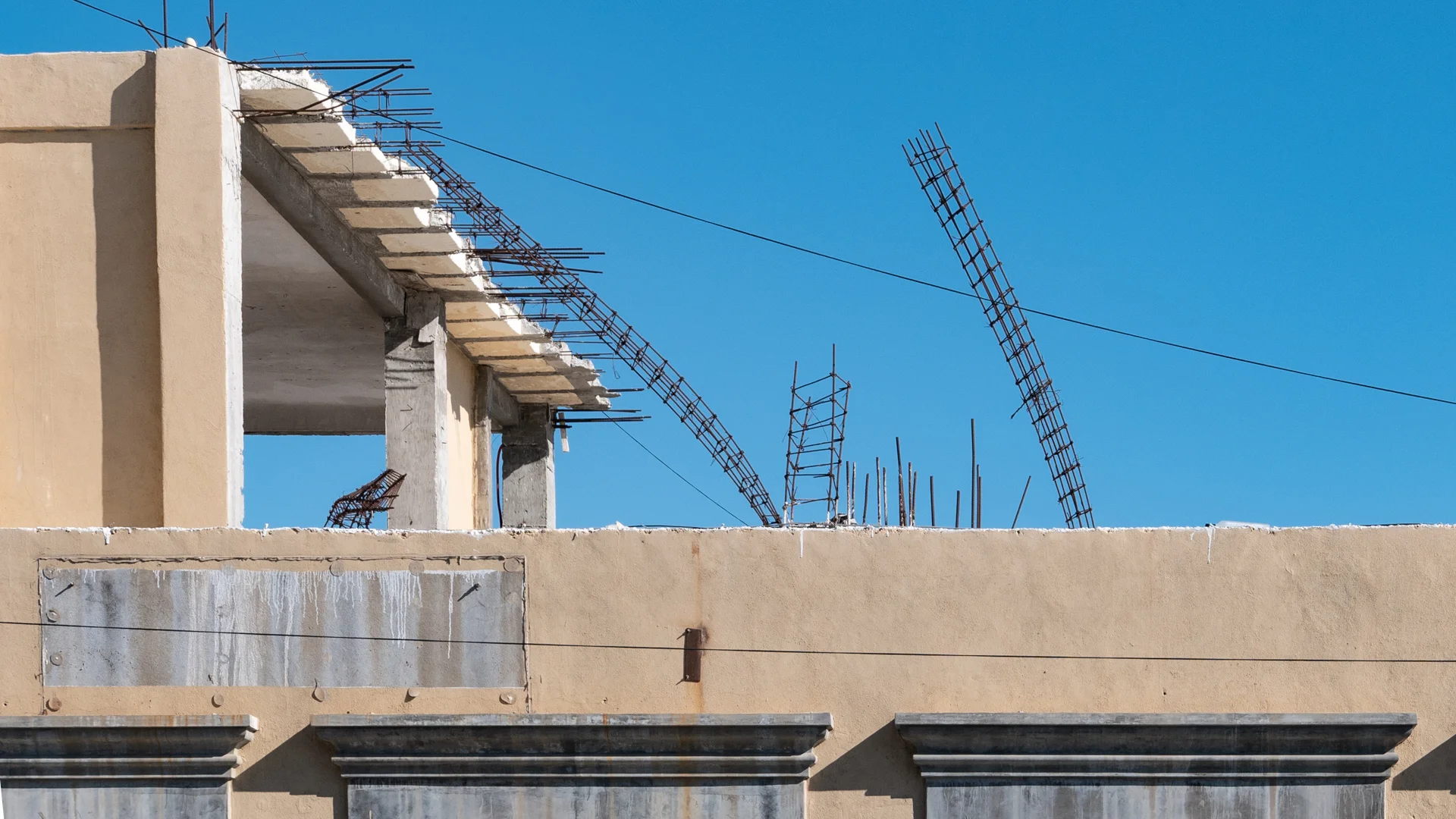 cabo-san-lucas-construction-rebar.jpg