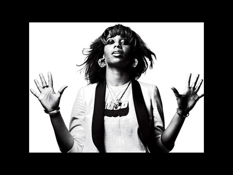 SANTIGOLD