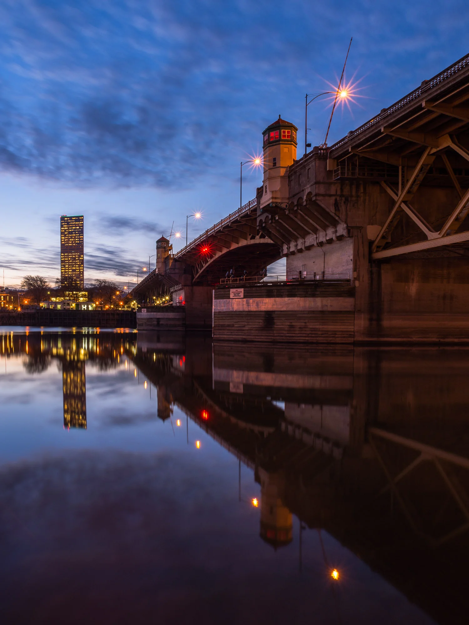Shadow_Quality_Portland_12-05-13_0009676.jpg