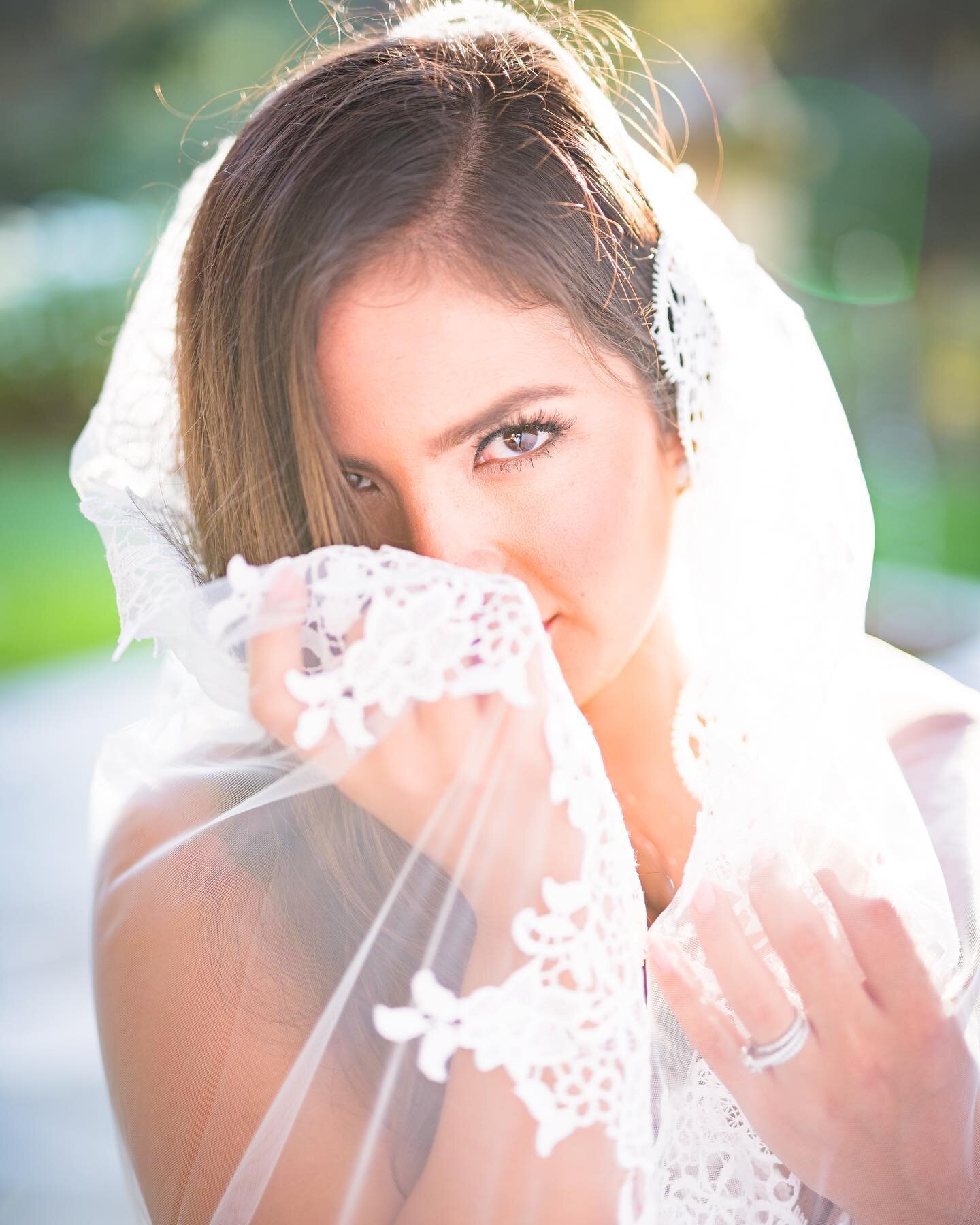 David here! When your childhood friend calls and asks you to capture their wedding, there&rsquo;s no moment of hesitation. Check out these epic beauty shots of Bianca -  one my friends since the 4th grade! 🤯

Even though there was rain, quarantine, 