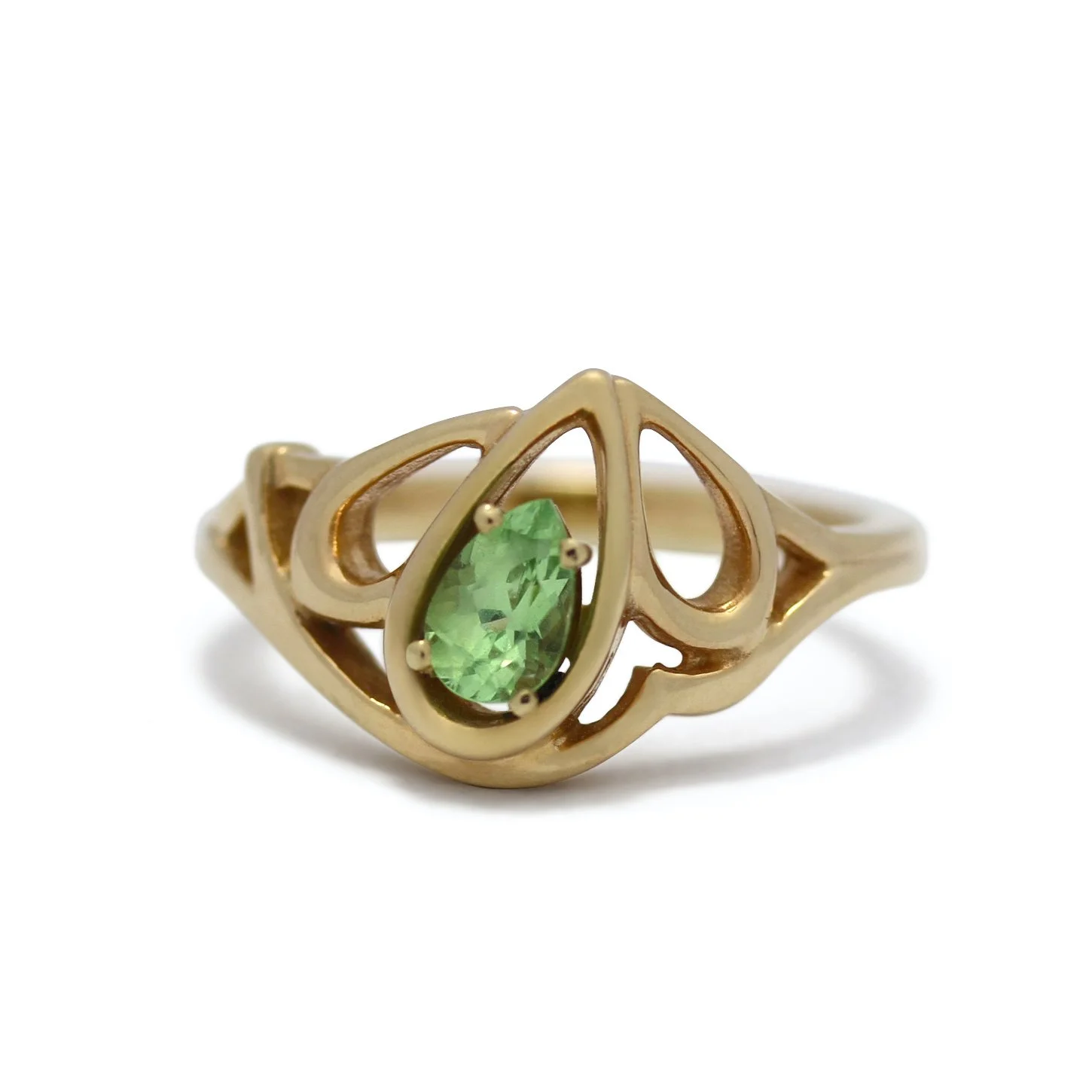 tsavorite aflutter ring copy 2.jpg