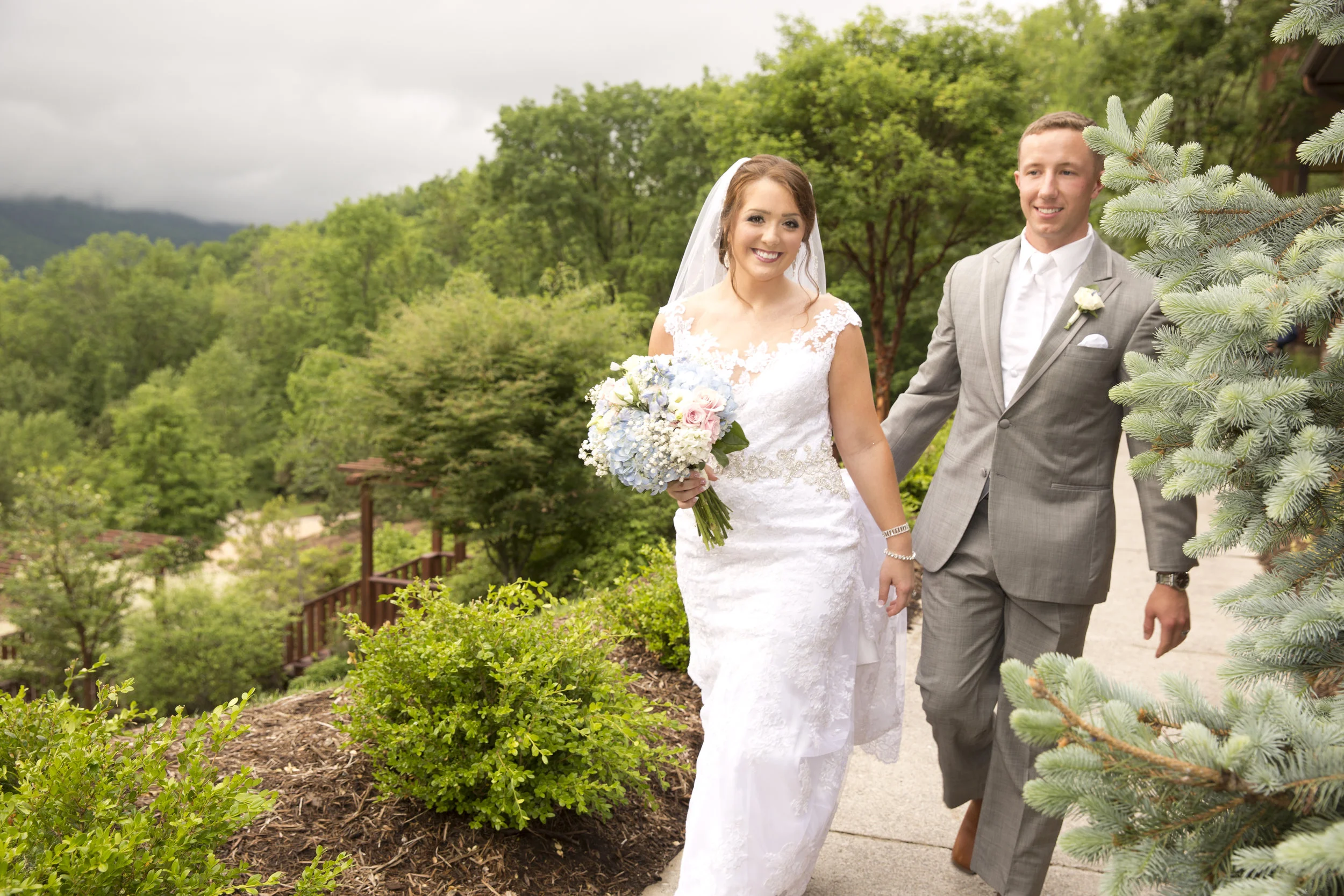 2018_Krug-Chatwood Wedding_Portraits_Final_F78A9513.jpg