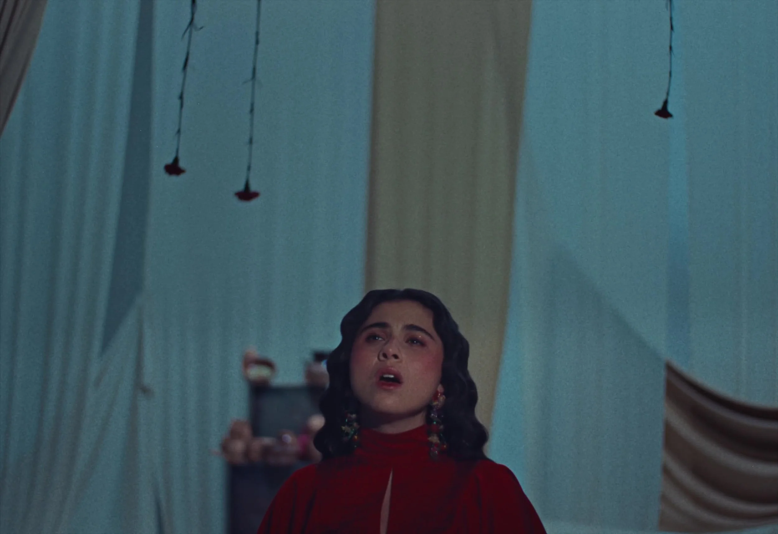 Milagro y Desastre - Silvana Estrada (Dir. Cami Grandi)