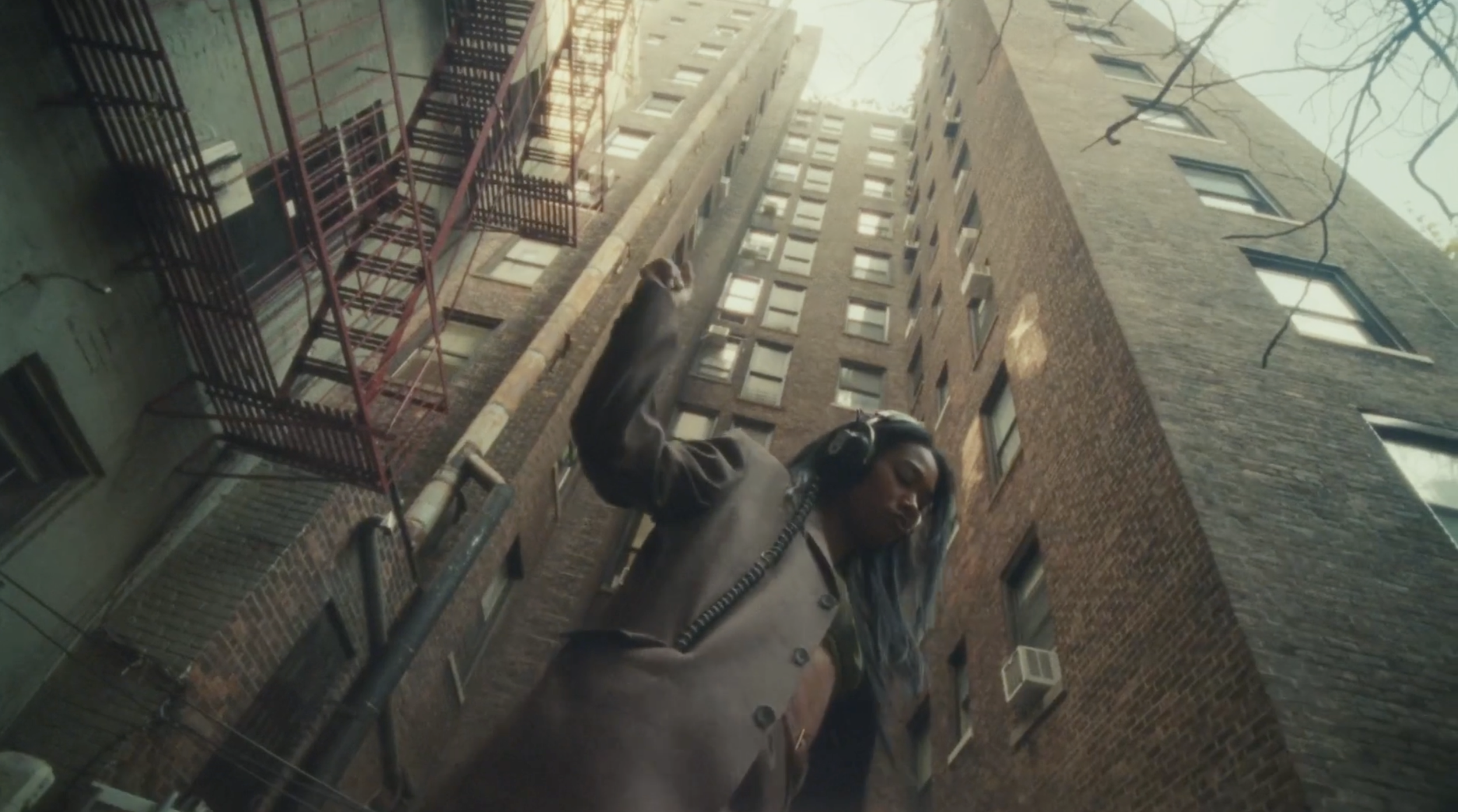 Honda Back Stage: Amber Mark