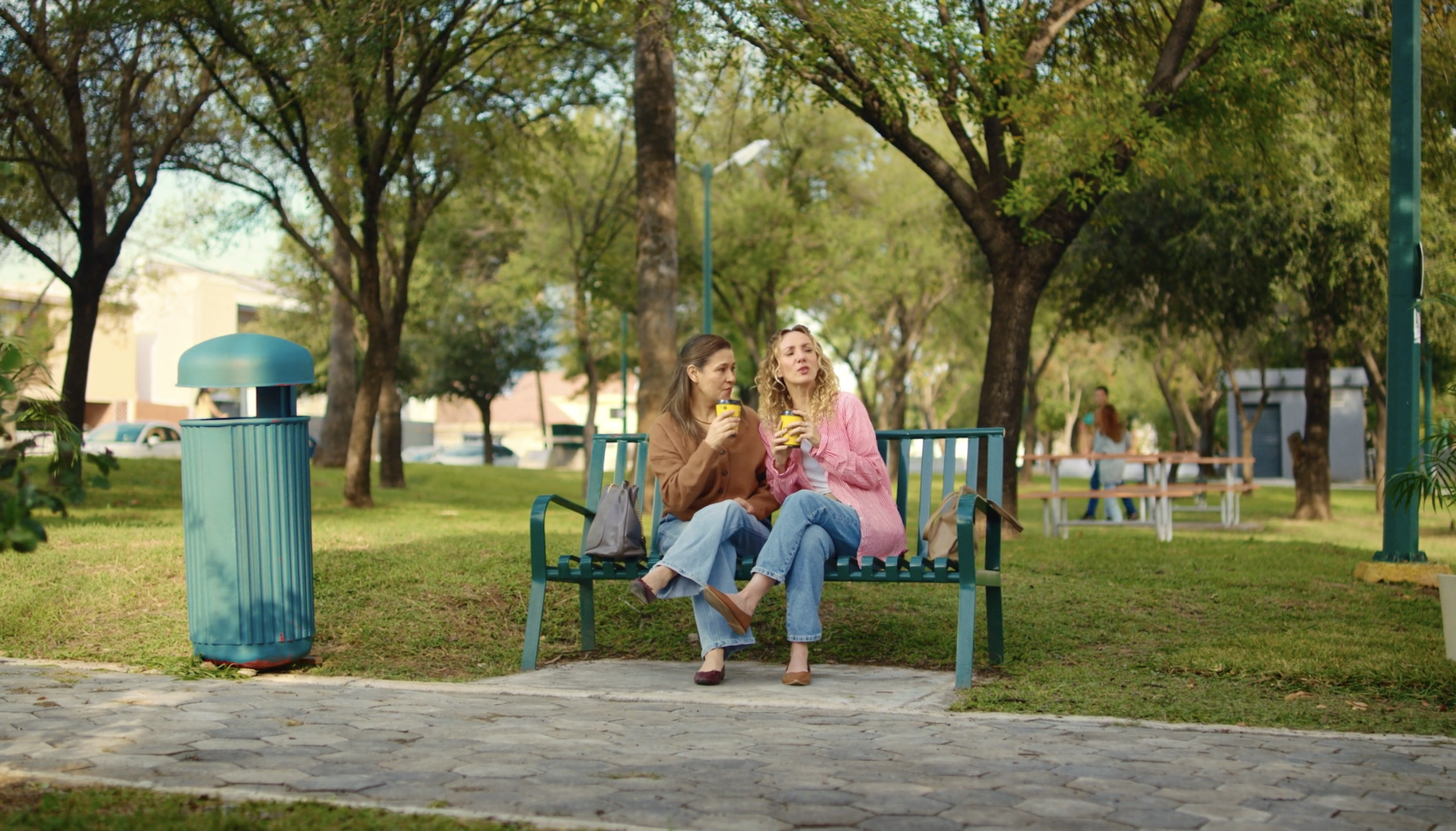 OXXO Cuesta de Enero - Amigas