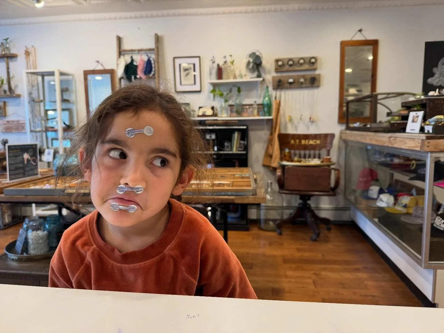 Bring her to work, they said. She&rsquo;ll be so helpful, they said&hellip; 🎃 We&rsquo;re open today from 12-6 🪧 #rebeccadolber #rebeccadolberred #openstudio #centermoriches