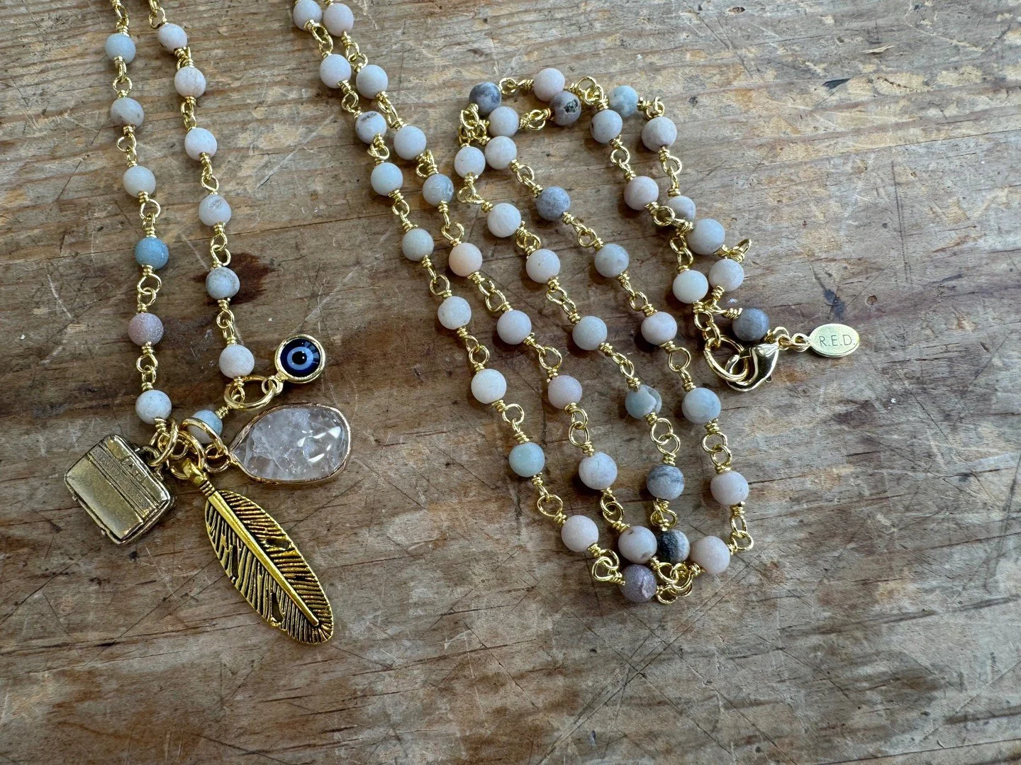 The Studio is open today from 12-6pm. 🪧 Come by with those gift cards or if you need an adjustment to your holiday gift 📿 Happy Saturday, everyone. 
.
.
.
.
.
.

#thingstodoonlongisland #thingstodoinlongisland #supportlocal #buyhandmade #womanowned