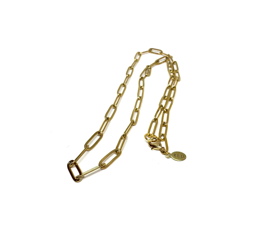 Gold Paperclip Chain.png