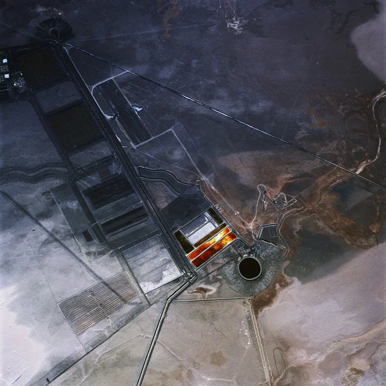 3. lak_xxx_b_09.jpg