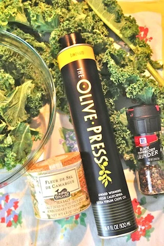 You need only olive oil, salt and pepper.