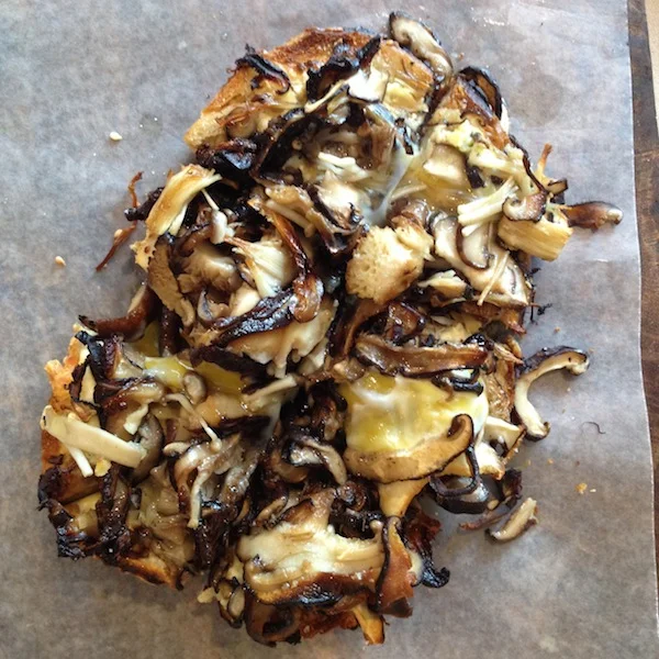 Mushroom toast