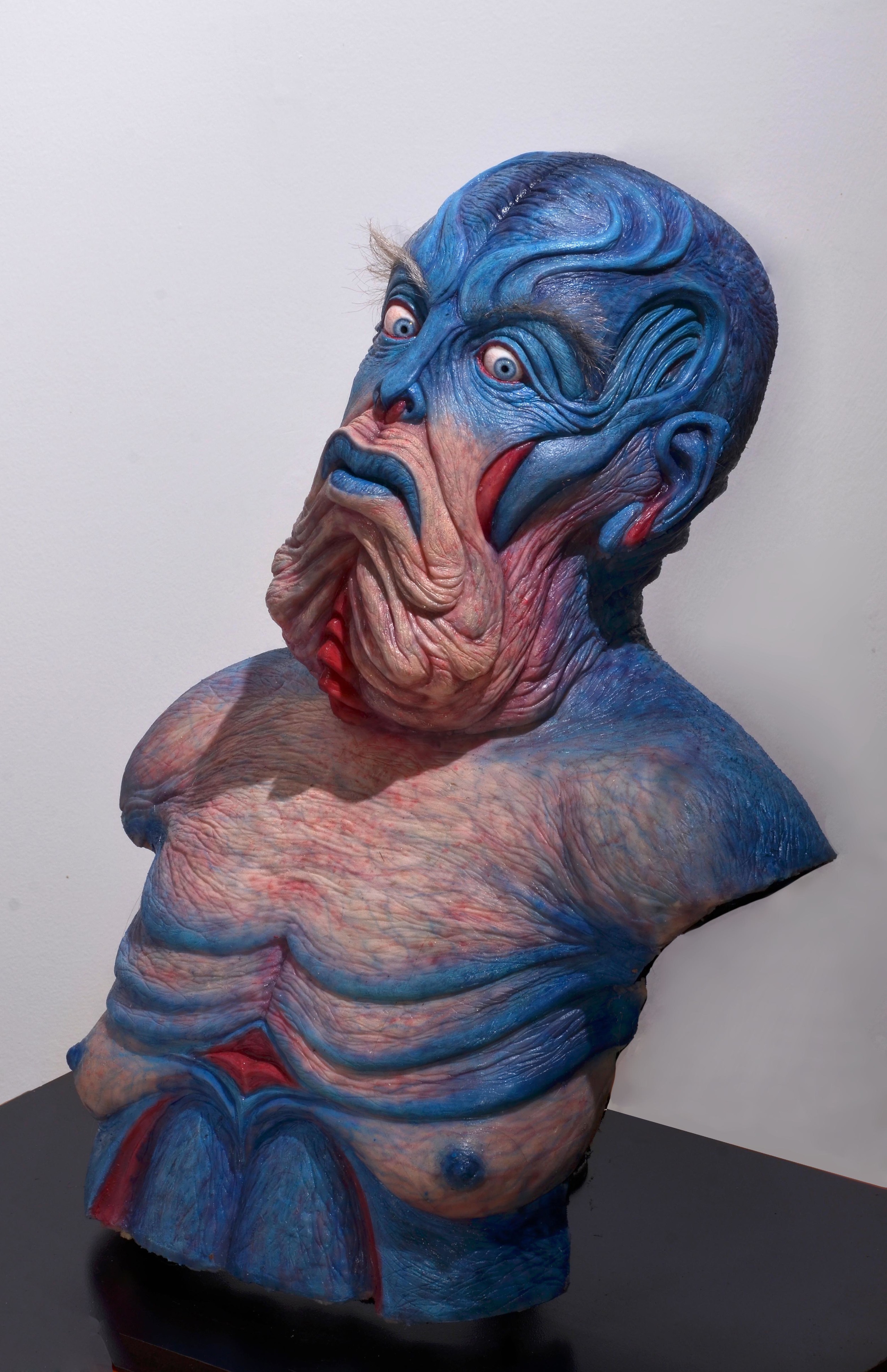 bluealien2.jpg