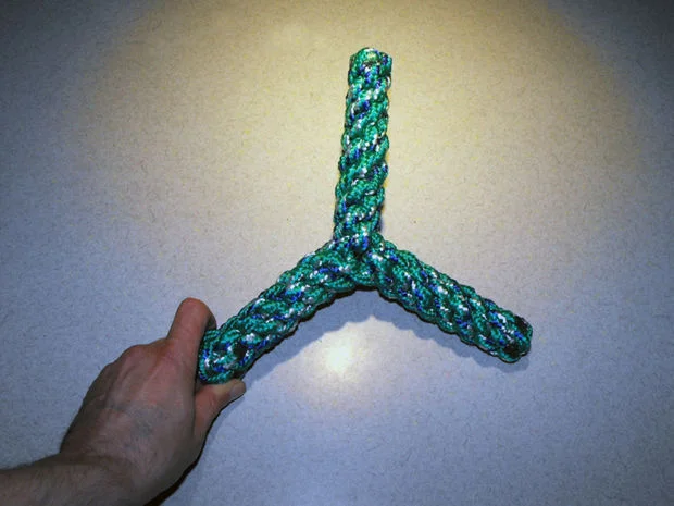 DIY: "Y" SHAPED DOG TUG & TOSS TOY
