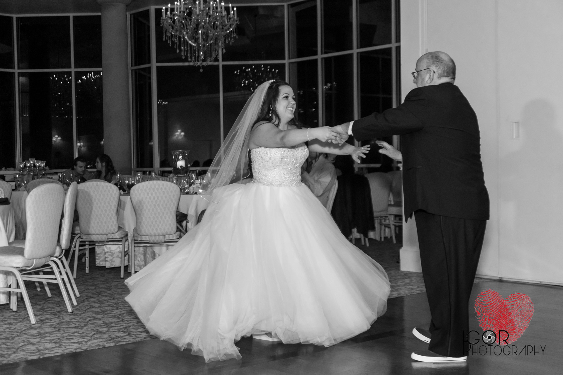 Father and daughter dance