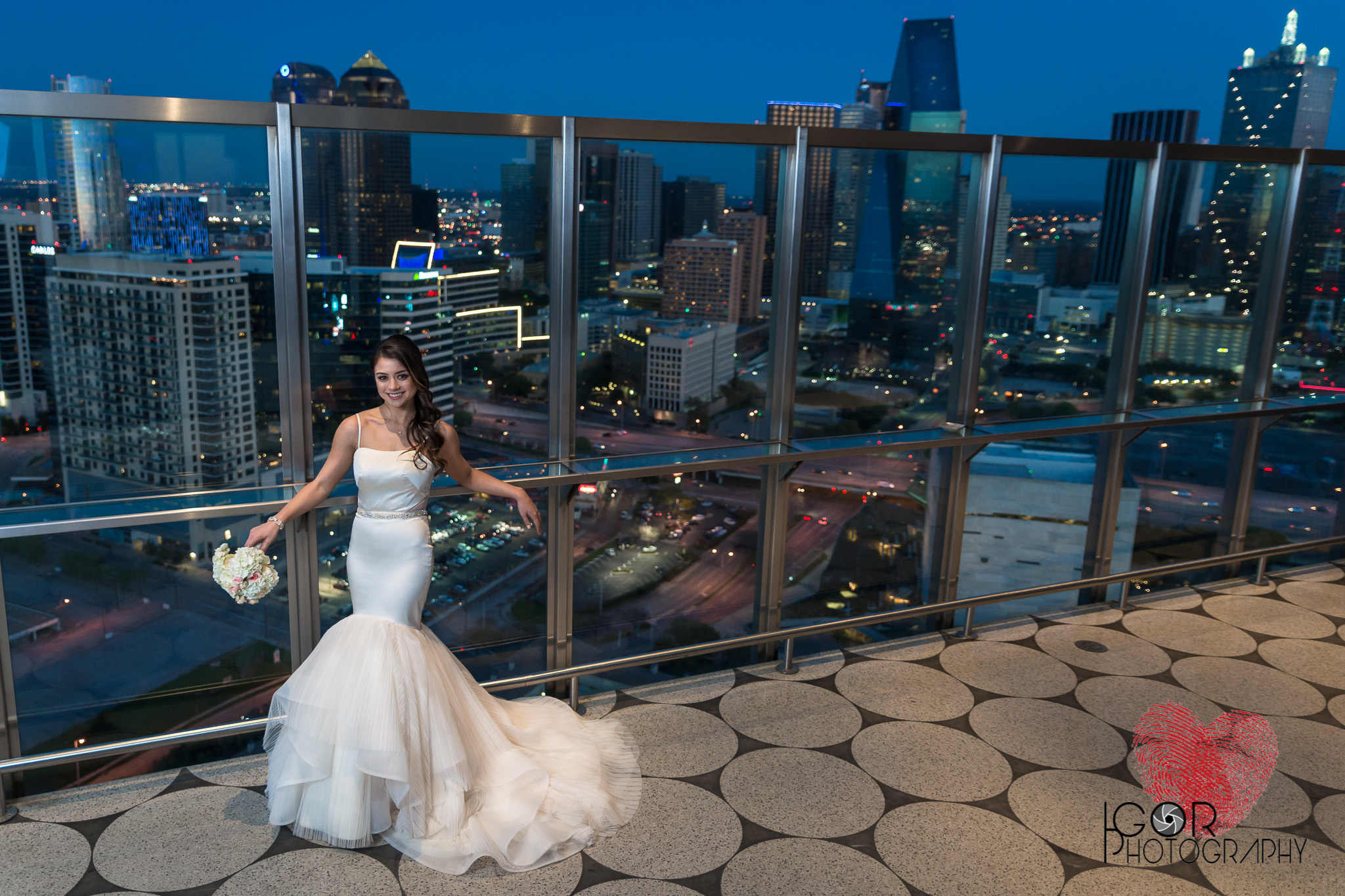 Unique bridal photo