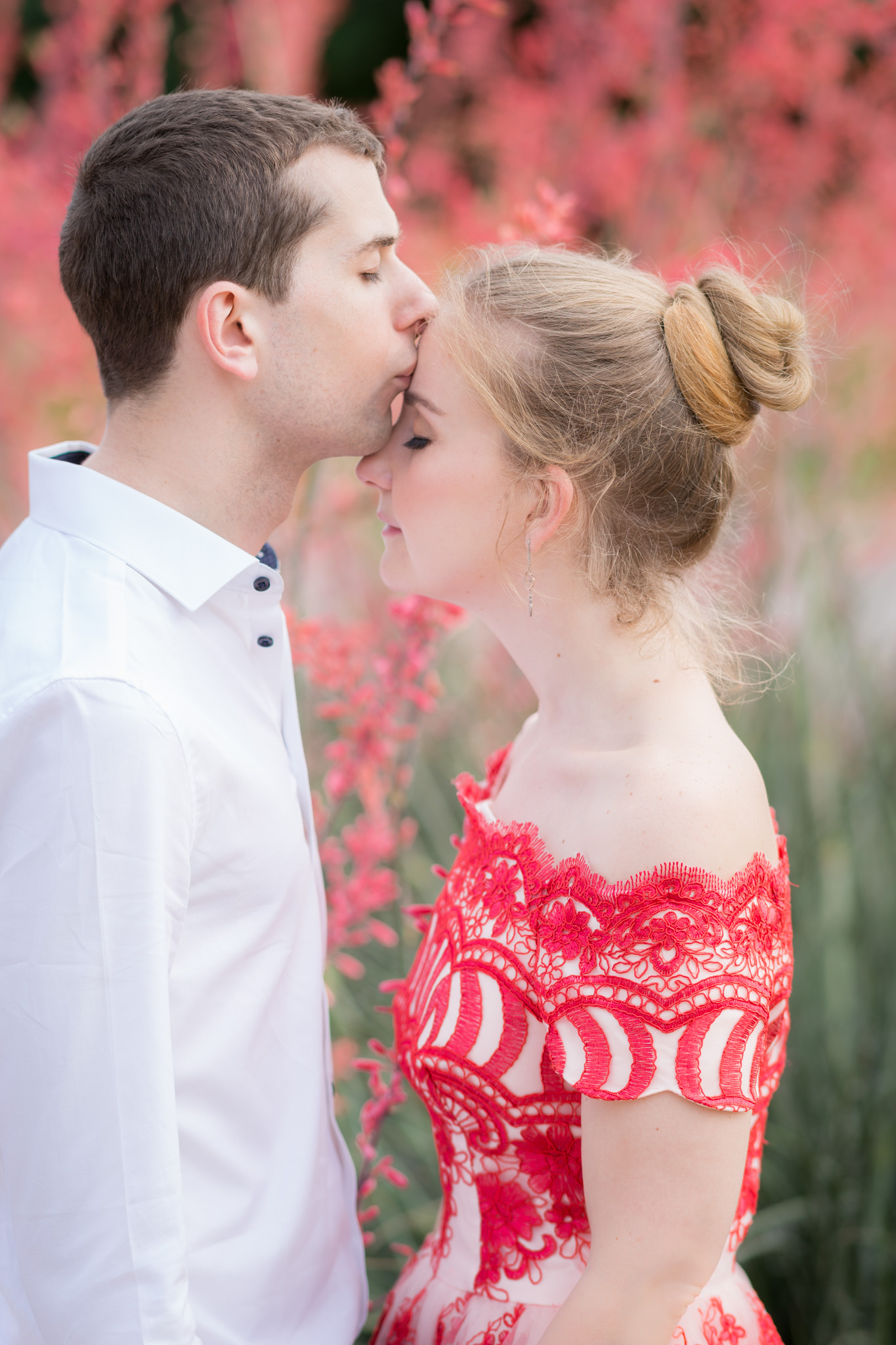 We often like to color-match what you are wearing with the background!