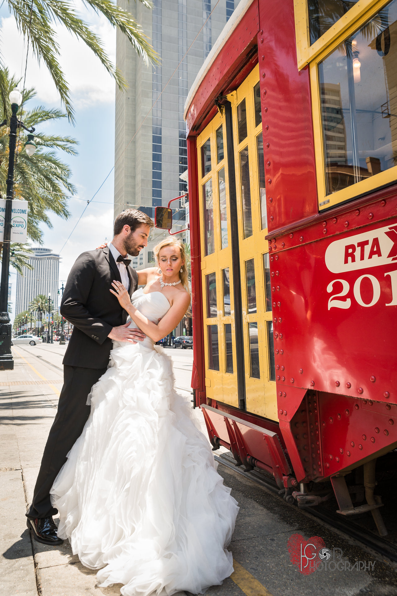 New Orleans Streetcar wedding