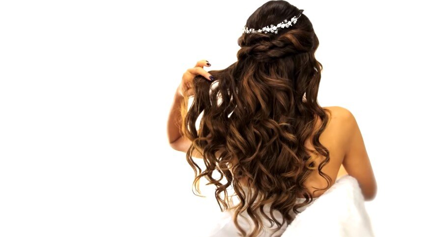 7 Easy curly hairstyles for weddings — Dallas Wedding Photographer-Fort  Worth Wedding Photography & Wedding Videos