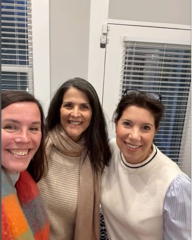 We had so much fun with our @southendclt gallery crawl guests at @studioworksclt on Friday! Thanks for braving the chill to get festive with us, and thanks to @mightyswell for the festive beverages!