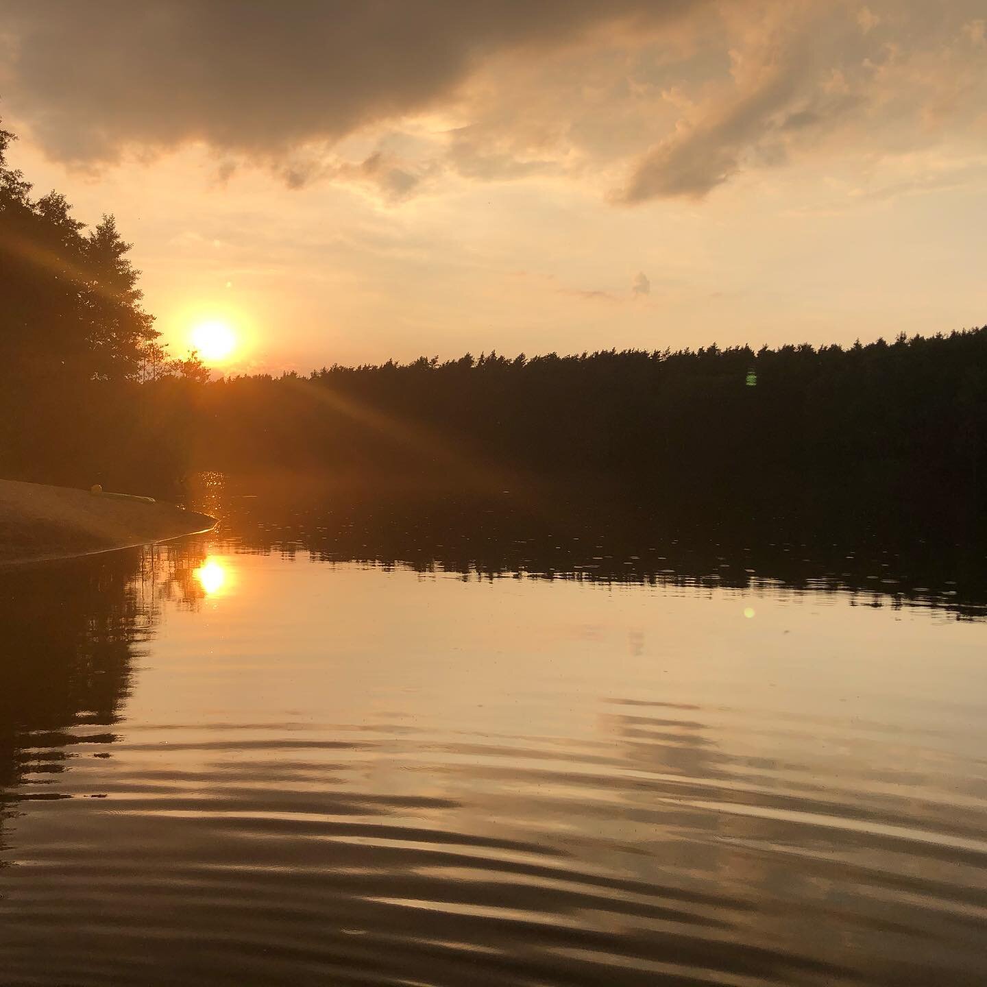 Nun m&ouml;chte ich mich mal wieder seit langem mit einem wichtigen Impuls f&uuml;r dich melden💖 Treffe deine Entscheidung immer so, wie es sich f&uuml;r dich am Stimmigsten anf&uuml;hlt 💕🙏🏻💕 und NIE aus einem schlechten Gewissen heraus, weil du