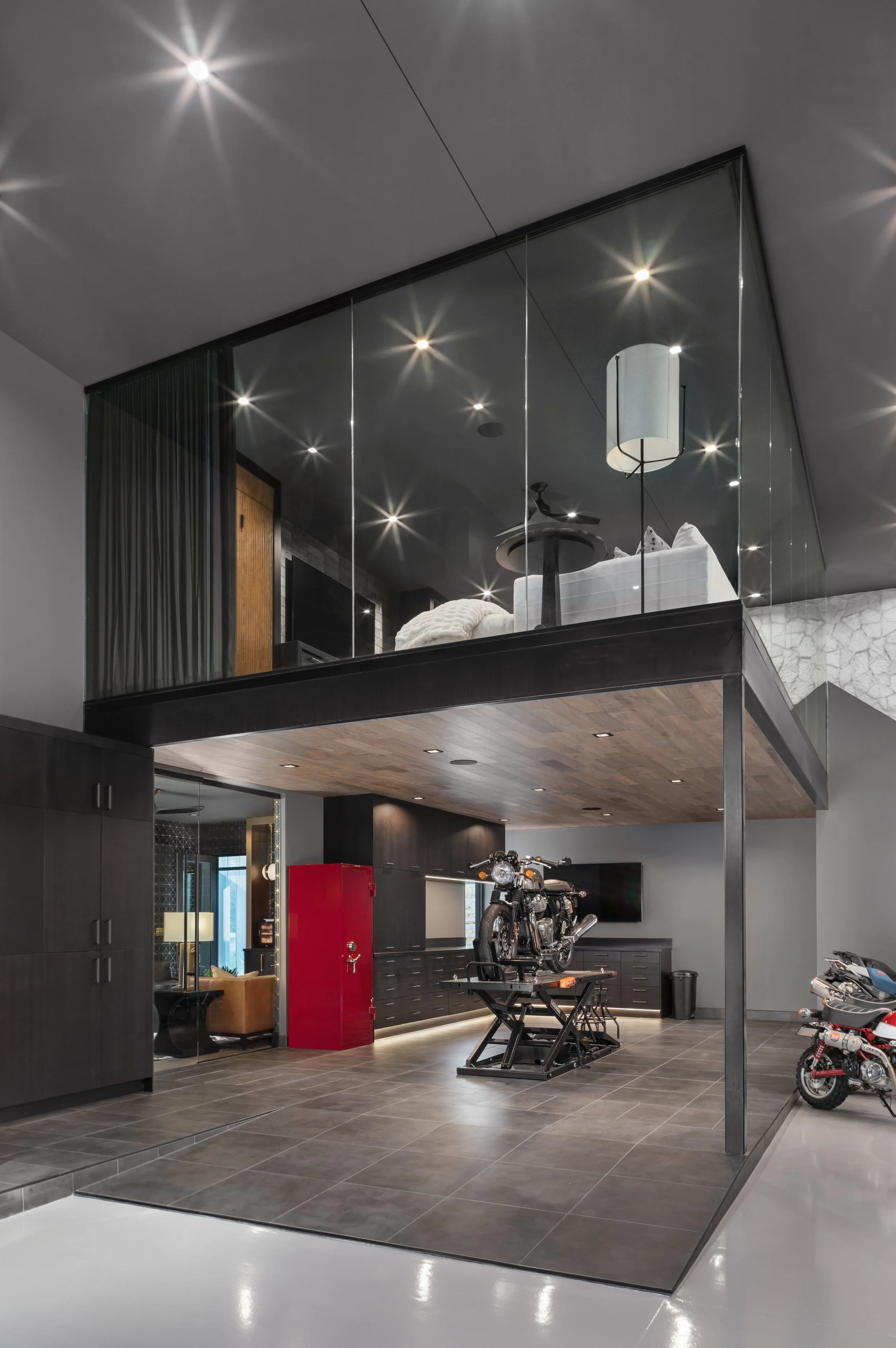 11305nSundownDr-Garage2.jpg