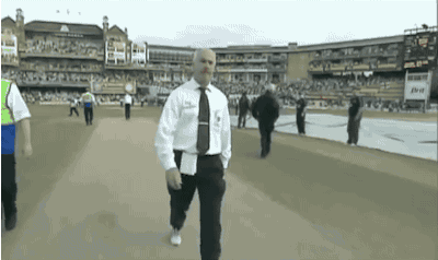 This was the climax to the thrilling 2005 Ashes series - in which the teams left the pitch because it was getting dark, then everybody waited around for about half an hour before the umpires walked onto the empty pitch and announced that England had won by pulling the stumps out of the ground. Then EVERYBODY CHEERED.