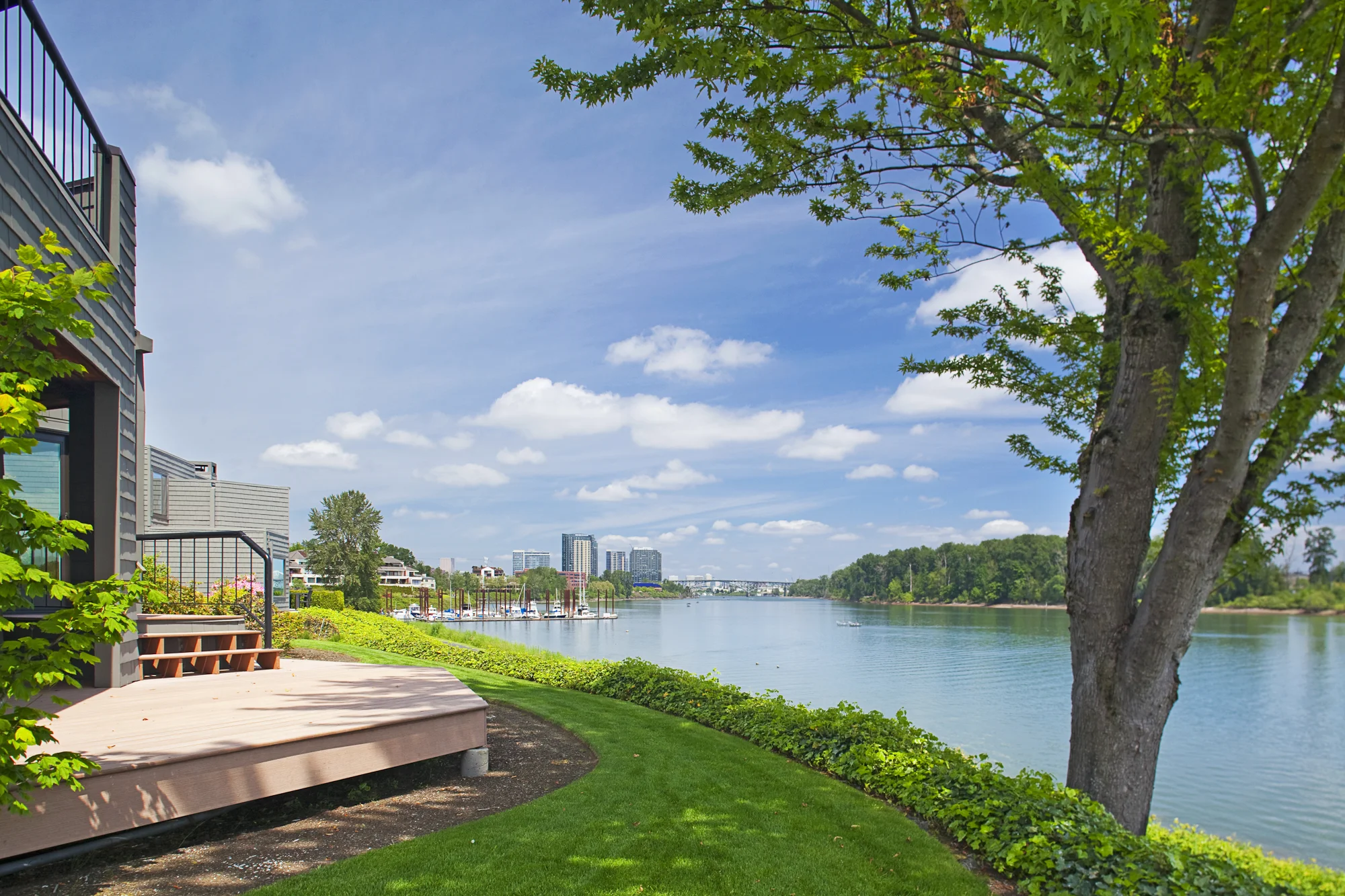 5816 SW Riverpoint View of Deck and City.jpg
