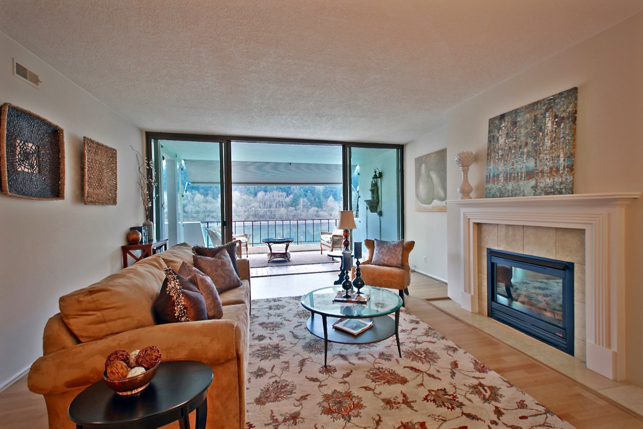 790 SE Webber 105 Living Room View.jpg