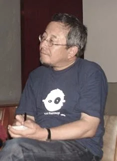 El profesor japonés Inuhiko Yomota impartió una serie de conferencias sobre cine japonés en la Facultad de Artes y Letras de la Universidad de La Habana, y en el Instituto Cubano del Arte e Industria Cinematográficos (ICAIC). 