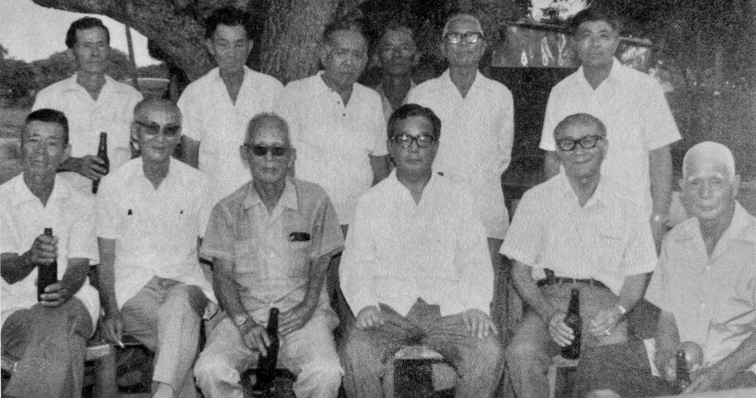      

 
    Los isseis de la foto     La nisei Mieko Inoue dice algo muy inspirador en el libro&nbsp; La saga japonesa en el occidente cubano : «Ha pasado mucho tiempo de aquello […] y la gente poco a poco va olvidándolo todo, pero me alegro que est