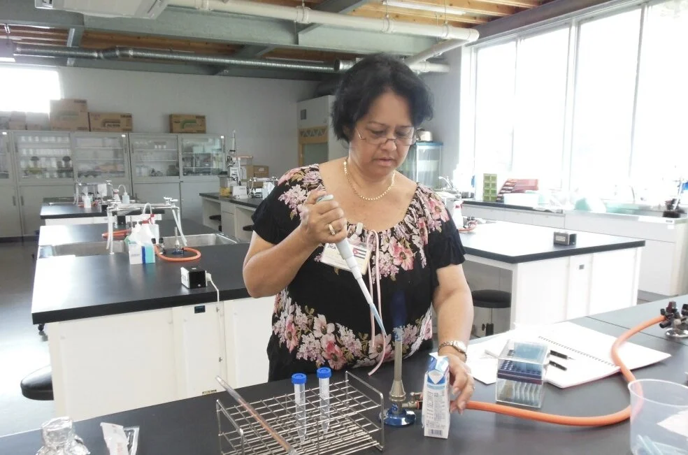 Ana Francisca Ponce de León Arakawa. Ibaraki, 2012.