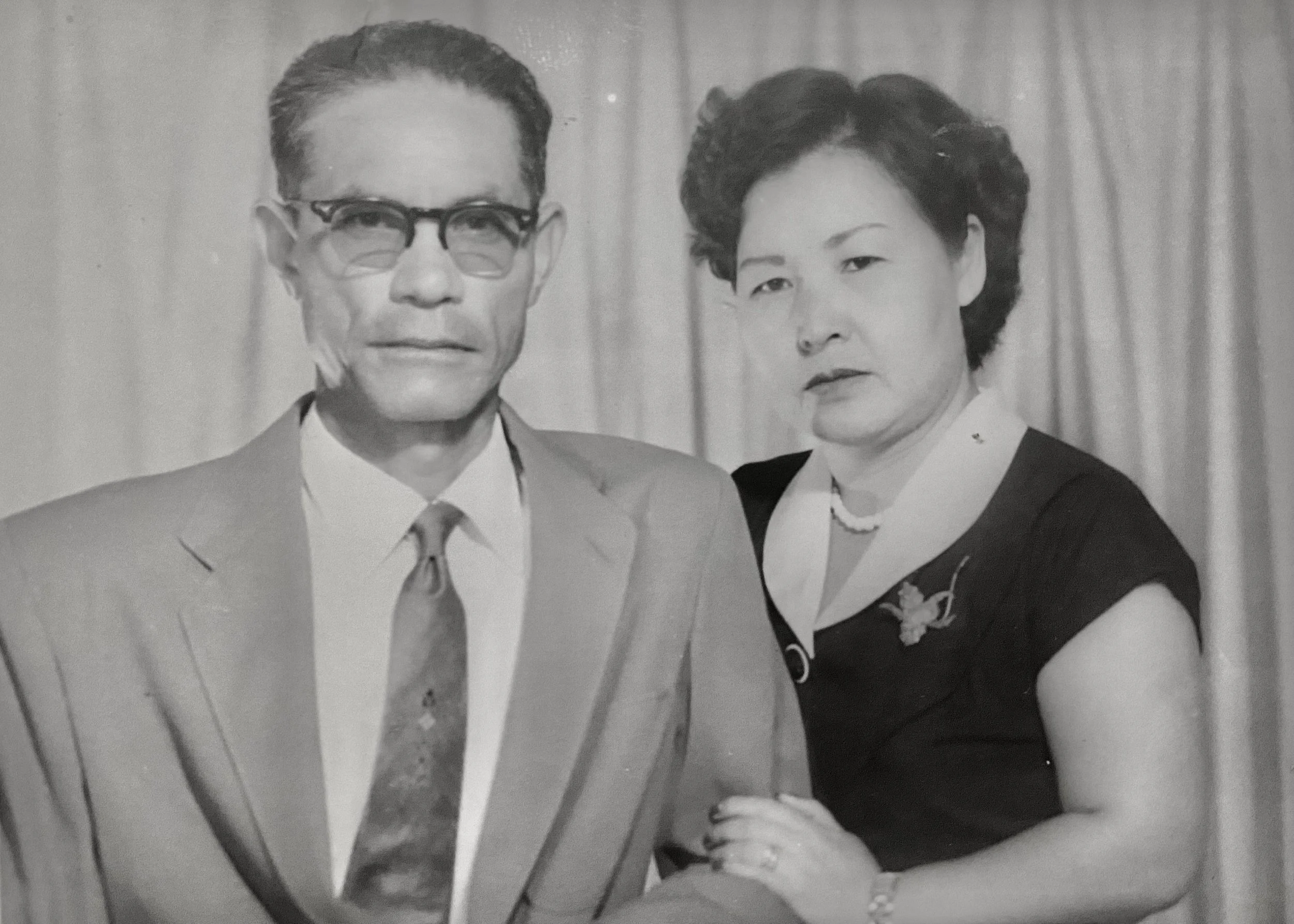      

 
      Del otro lado del lente: Chieko y Tõji&nbsp;   &nbsp;  En chat con Raúl Sezai y Rosa María Sezai,&nbsp;  por Miharu M. Miyasaka  &nbsp; 
 






















      &nbsp;      










































  

    
  
 
