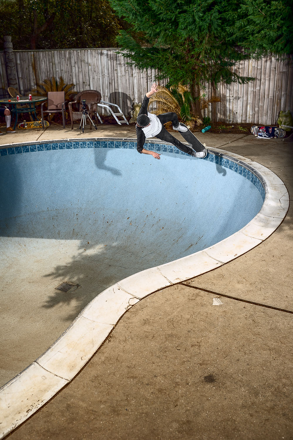 Charlie_Bowins_180_SwitchNosegrind-Edit.jpg