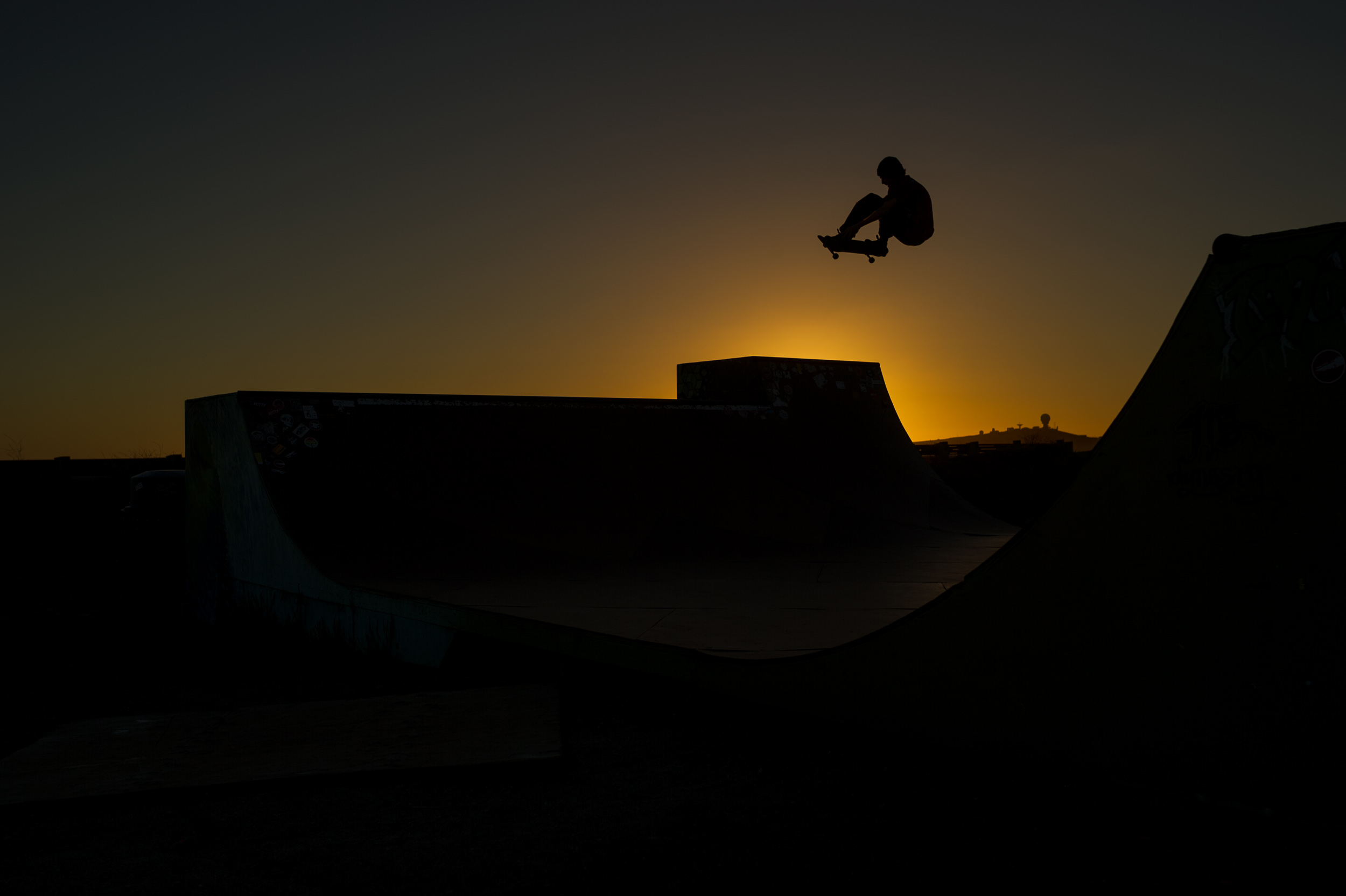 Sam_Lind_FrontsideOllie_MiniSunset.jpg